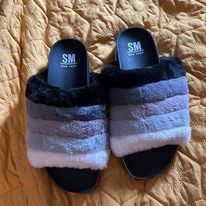 Steve Madden slippers